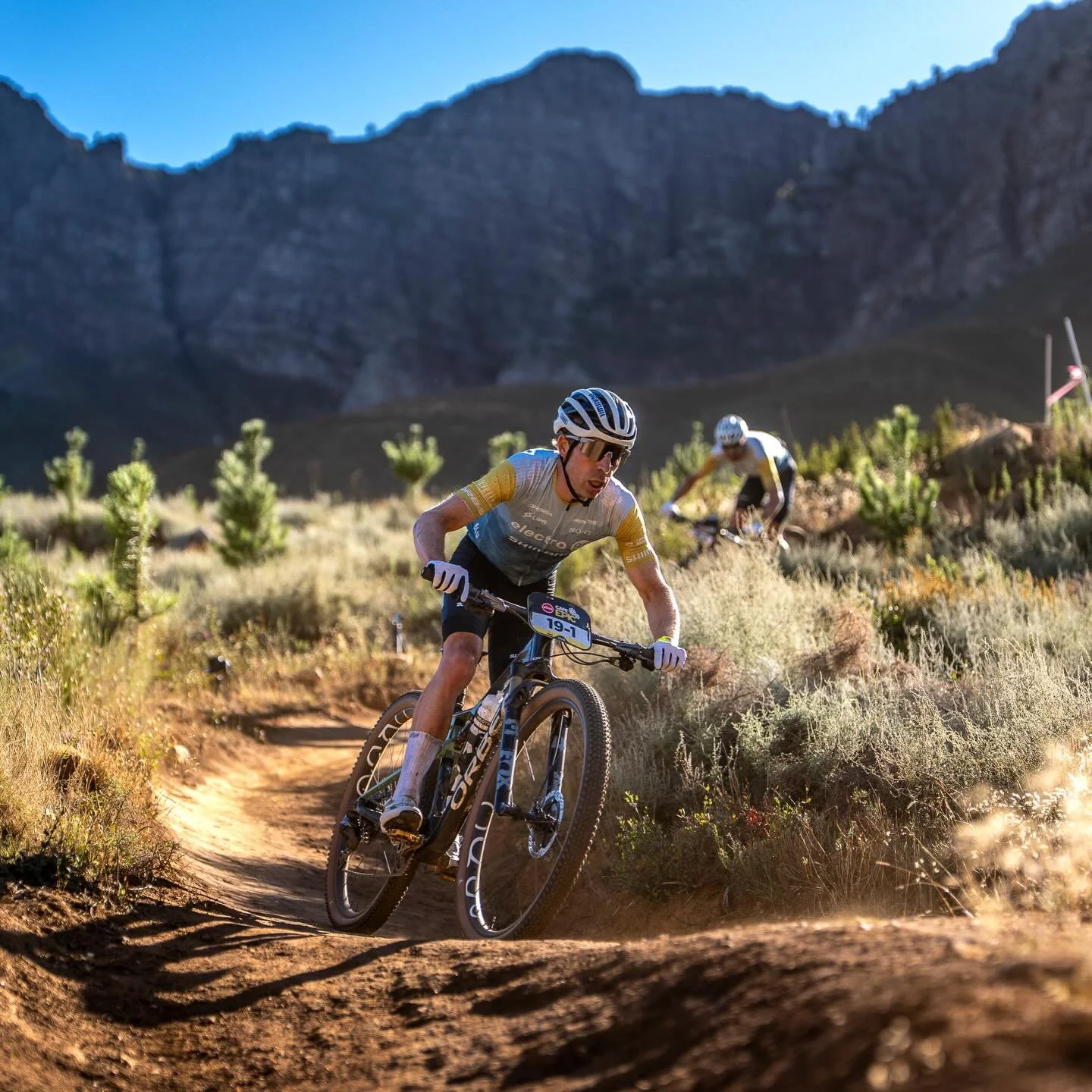 Wow! That&rsquo;s it! My last @capeepic stage ✔️. Was still feeling miserable before the start, but somehow my body was finding that last bit of energy to race to the limit. Suffered a lot on the uphill but enjoyed myself big time in the downhills! W