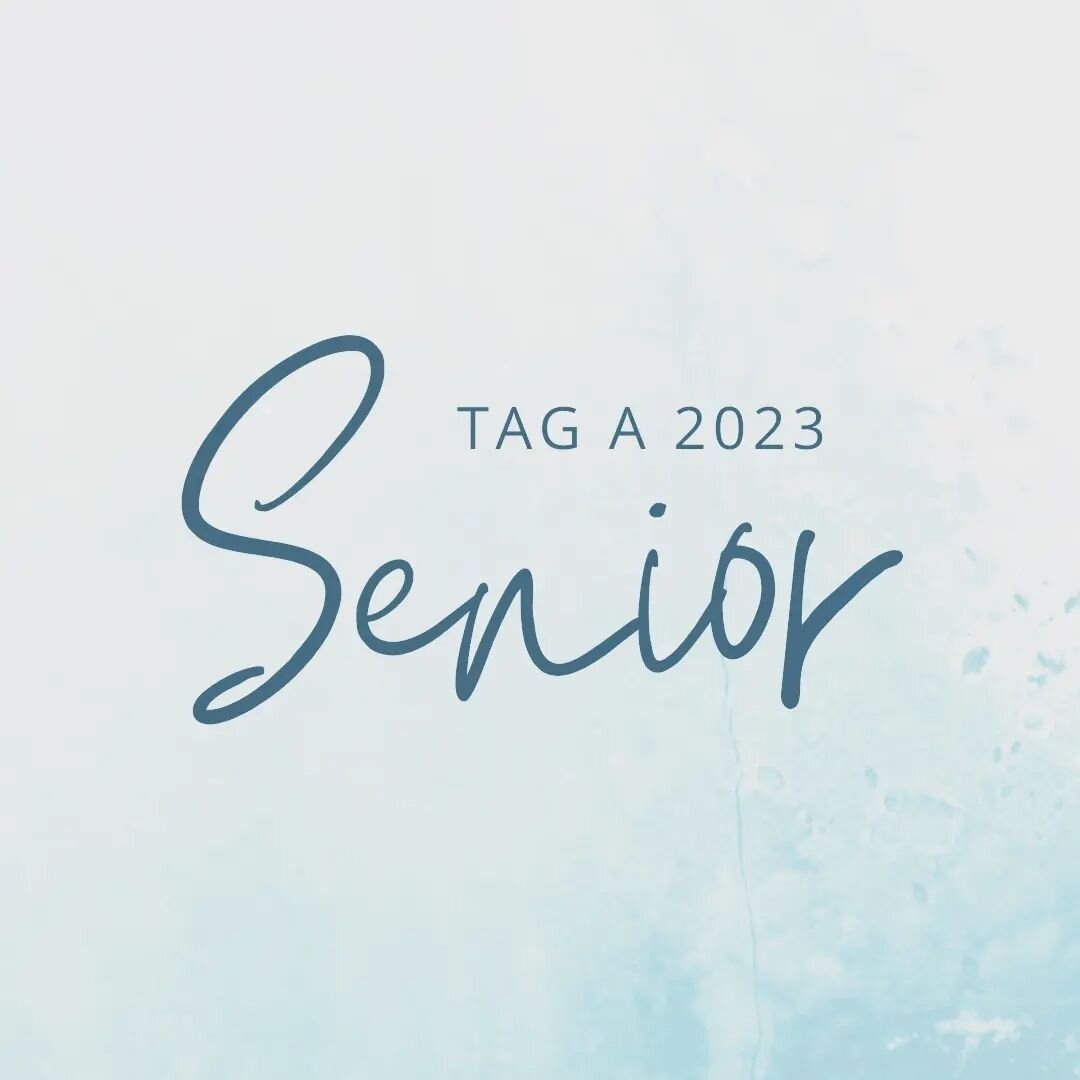 2023 SENIORS...It's time to get your senior photo session scheduled!! June is already almost fully booked!

TAG A FRIEND who needs senior pics this summer so I can get them more info and a spot in my schedule! 📸