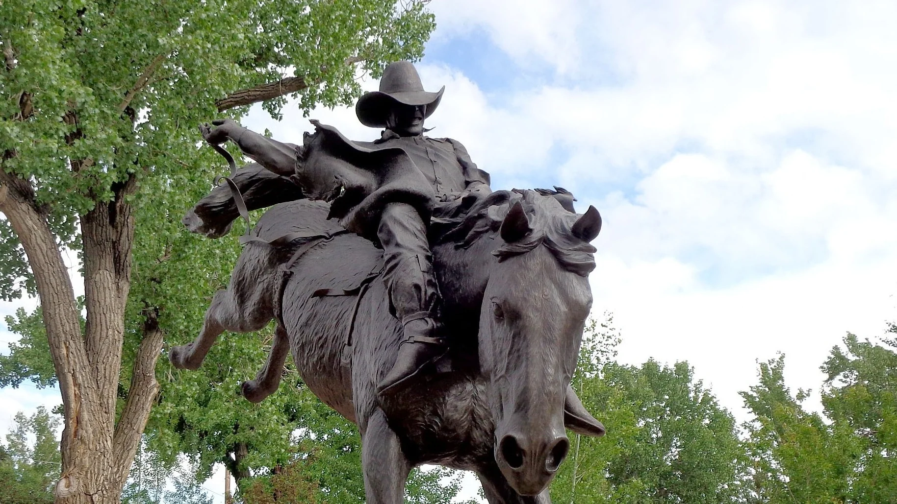 Chris-LeDoux-Memorial-e1413477868553.jpg