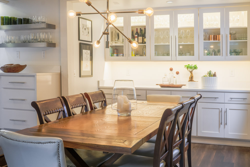 Rhonda & Tony's Modern Pearl Kitchen