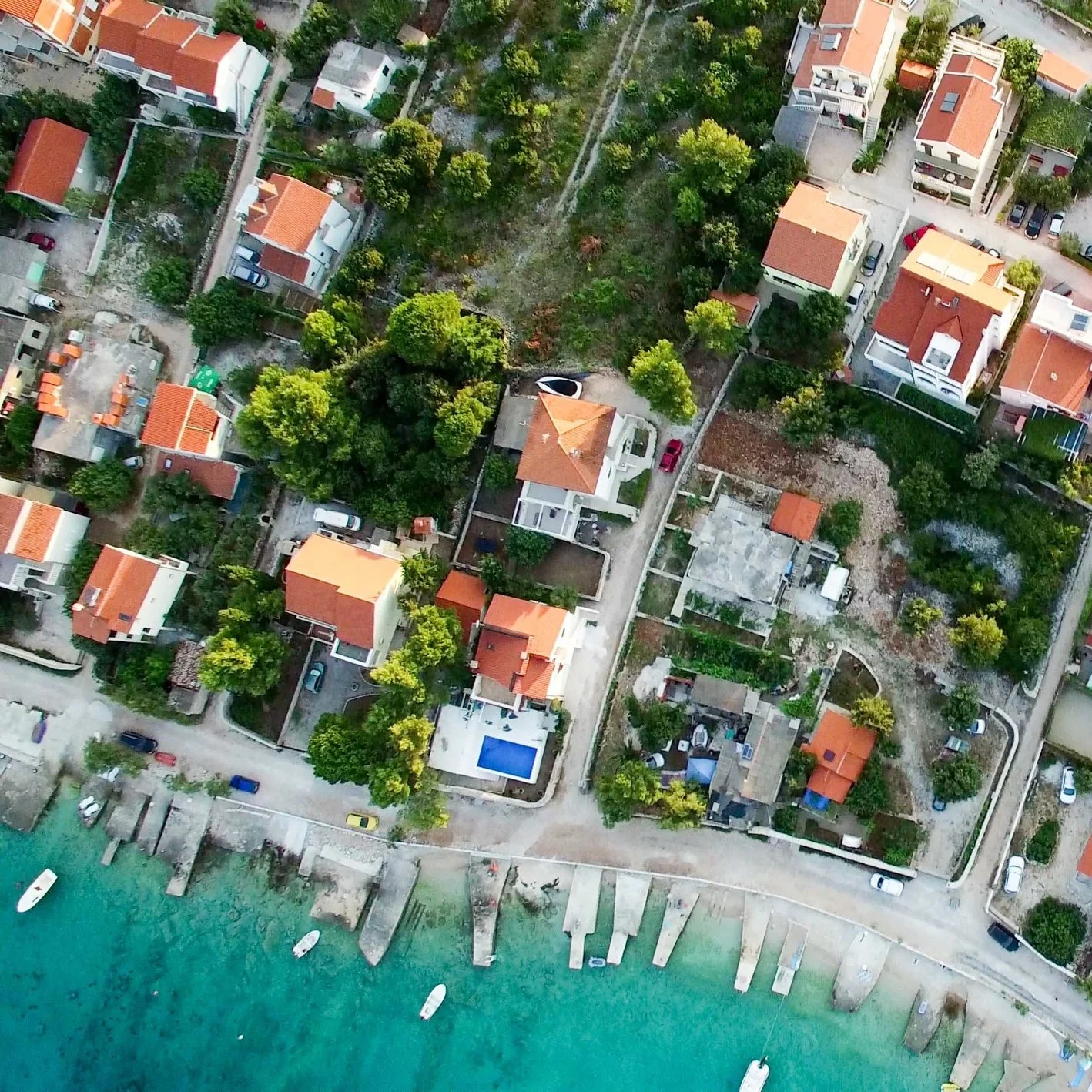 aerial-architecture-buildings-286744.jpg