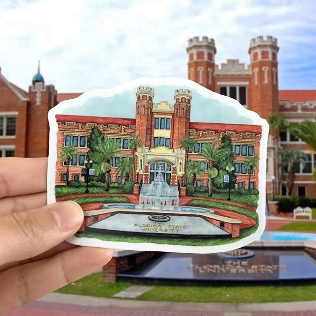 ✨𝐍𝐄𝗪 𝐒𝐓𝐈𝐂𝐊𝐄𝐑𝐒 &amp; 𝐏𝐑𝐈𝐍𝐓𝐒✨⁣
⁣
This Florida State University sticker &amp; print (in 8x10 and 11x14) is now available on Etsy as well as in my online shop at SofiaLenore.com! I love painting iconic college locations - so this is the 