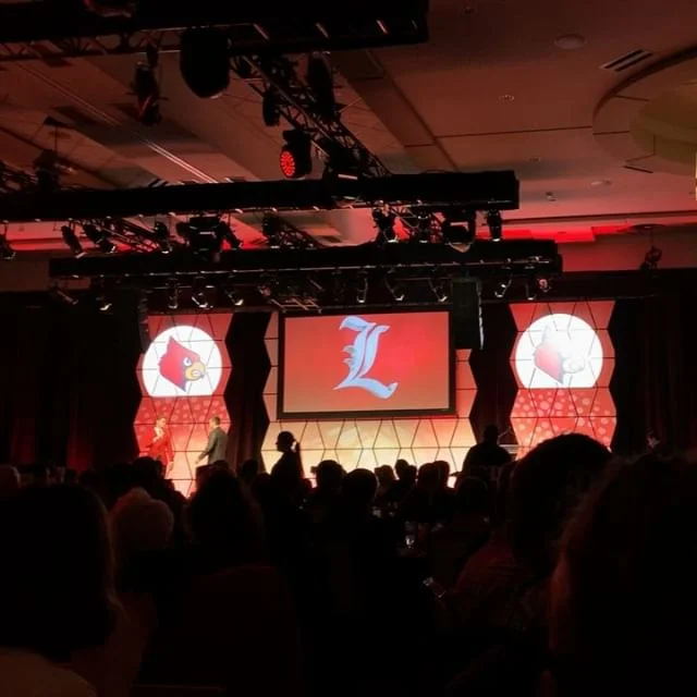 Had a fun night at the Louisville Baseball Lead-Off Dinner
#GoCards 🔴⚫️🔴⚾️ (Last pic is the best pic)