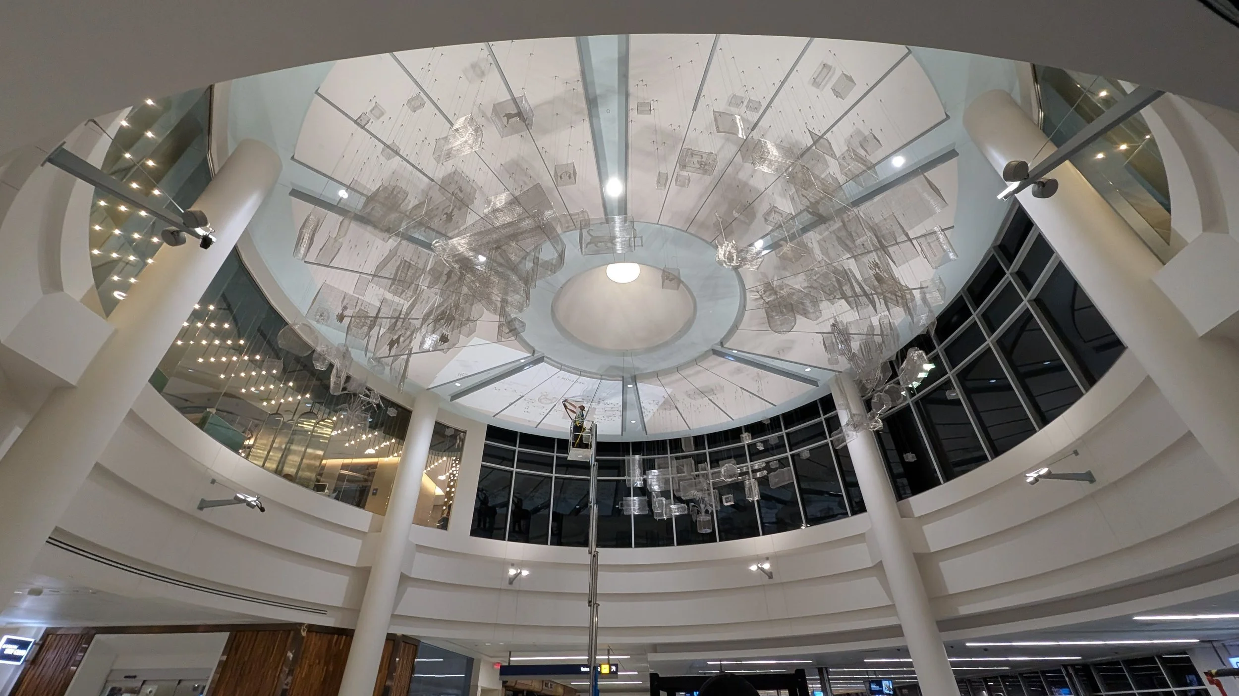 Kipp Kobayashi_MSP Airport_The Things We Carry_Public Art Services_13_web.jpeg