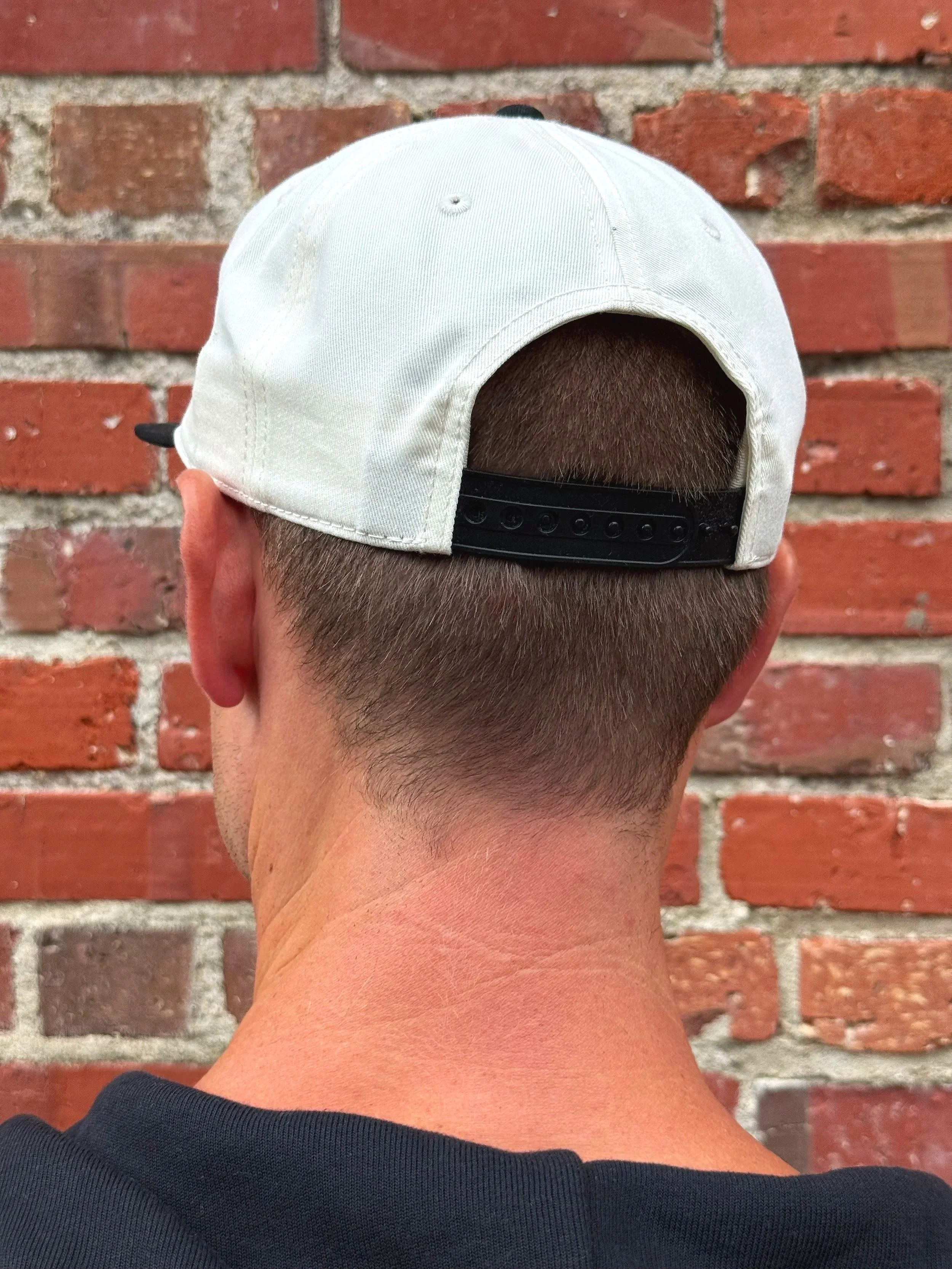 white+%2B+black+hat+1.jpg