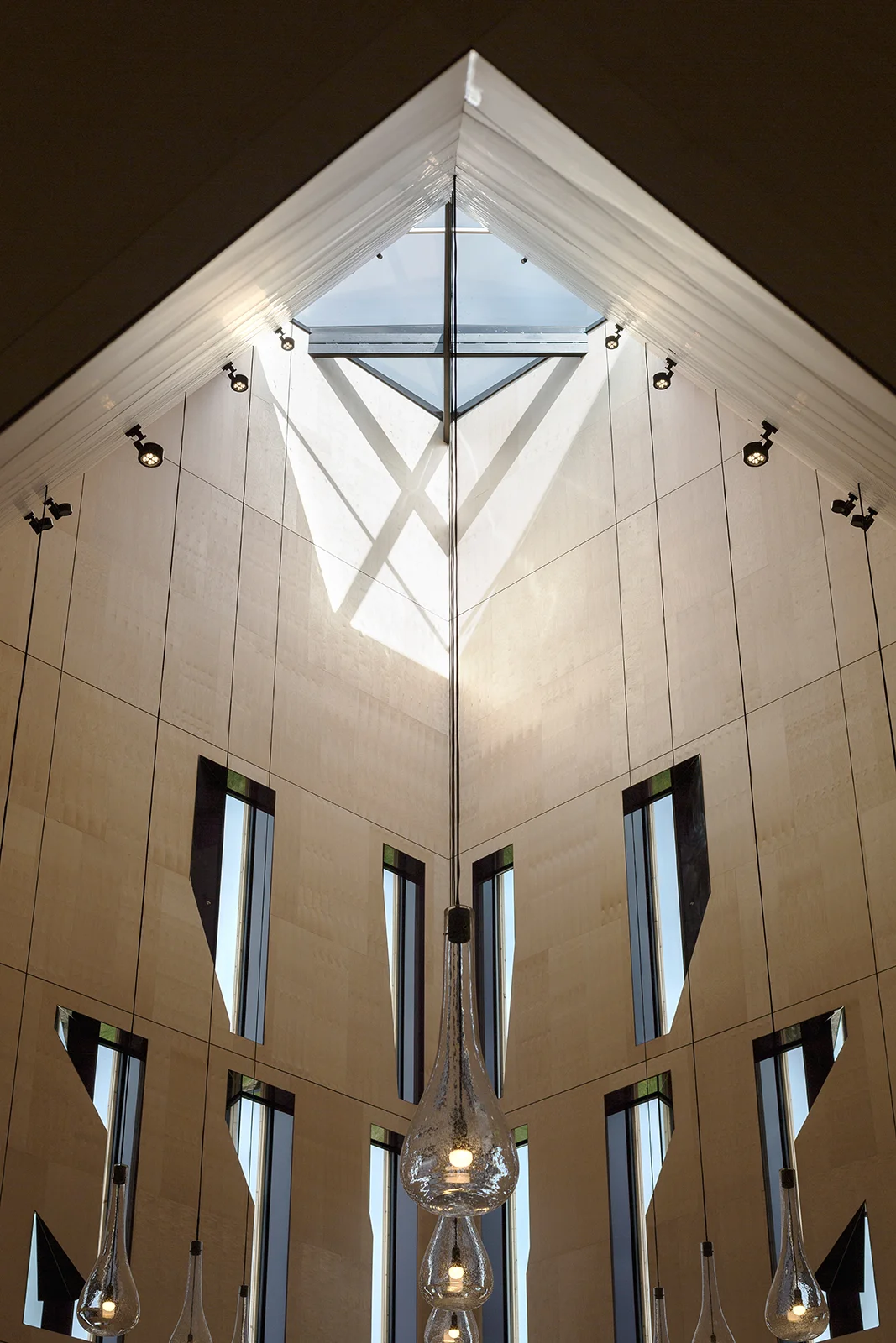 tuva_kleven_valerKirke_002.jpg