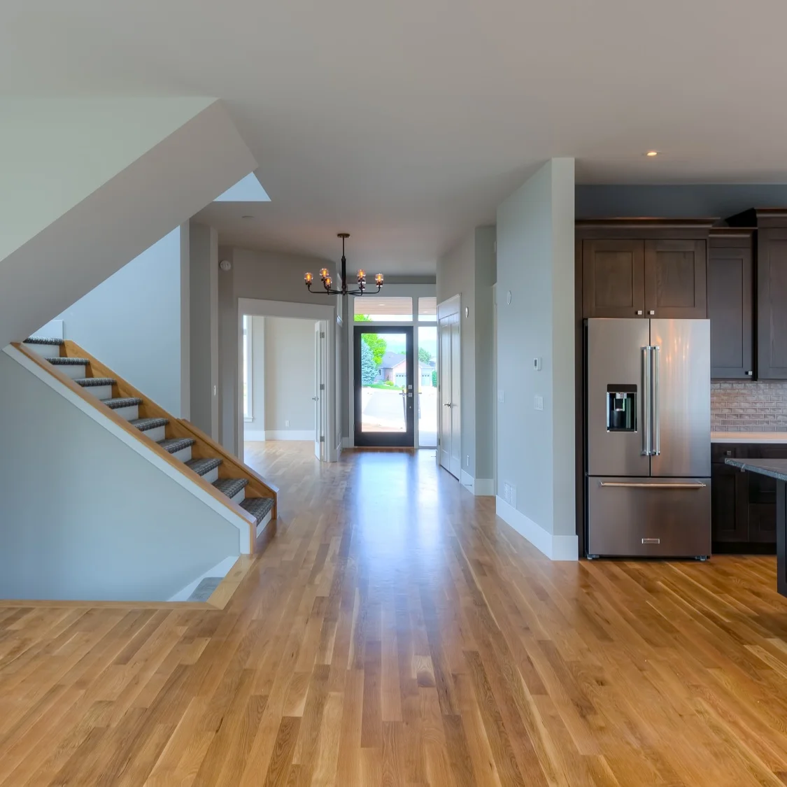 14-2324_Great_Room4_Kitchen3_and_Hallway_5TMDE_RVT2-NR_E_HiRes1MB_Web.jpg