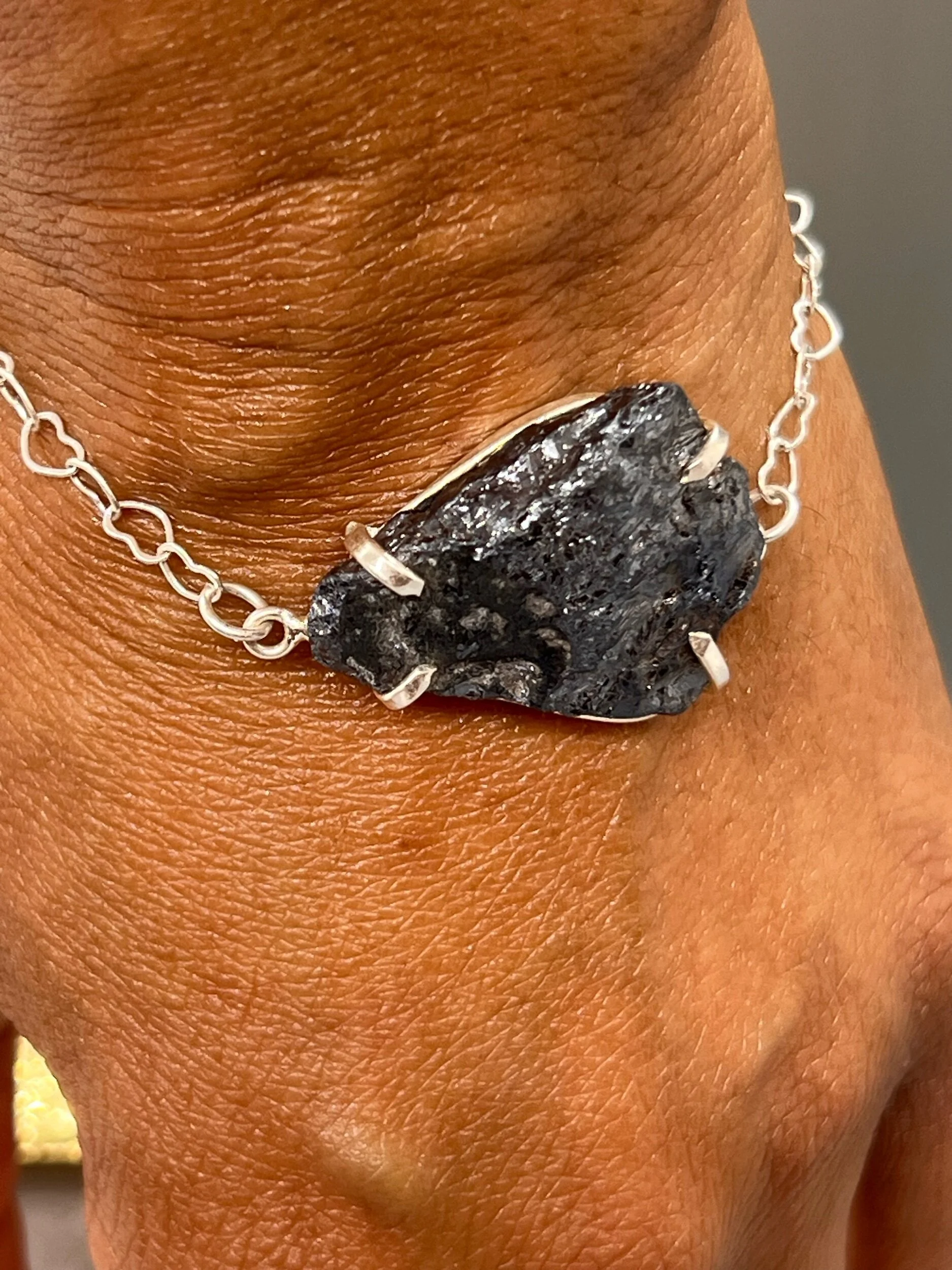 ECEFB726-2707-48C5-B9D5-27CDA5712F83