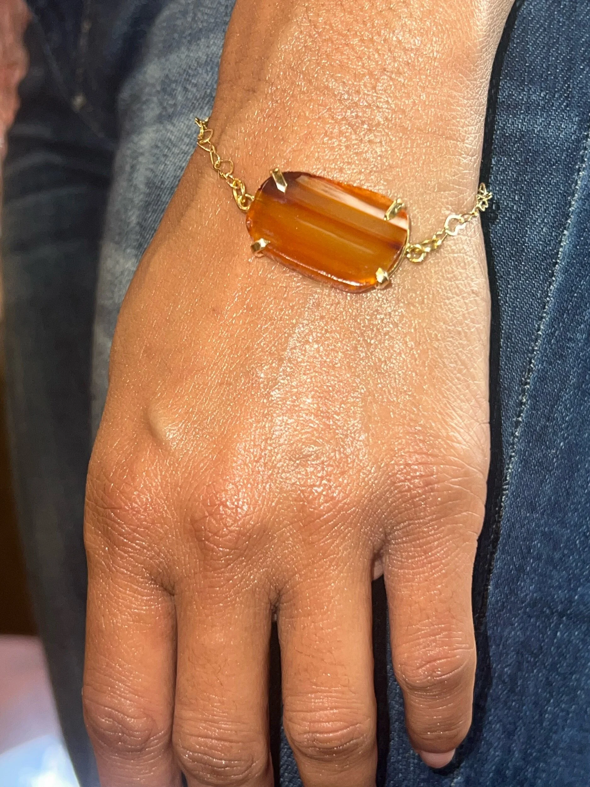 0B294E54-DBC5-4B78-9929-5C83AF7DBBCD