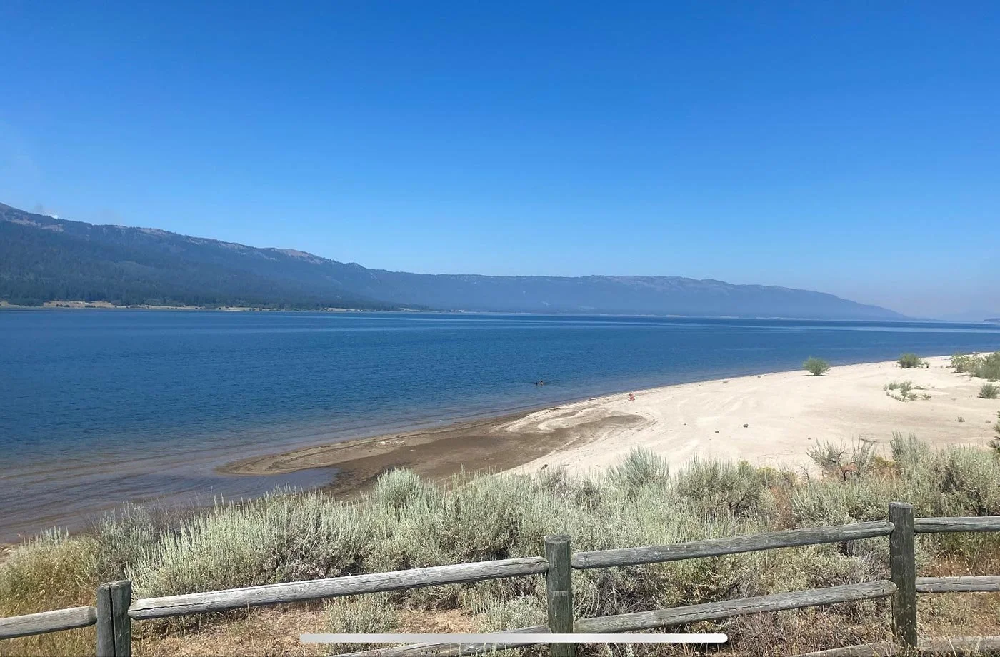 lake.jpg