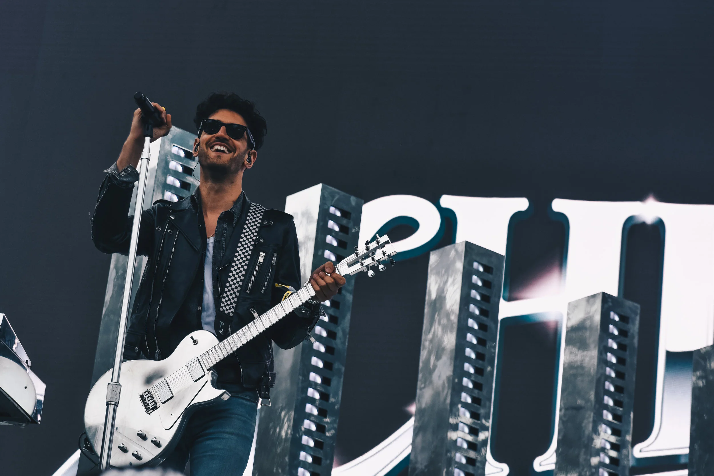 chromeo