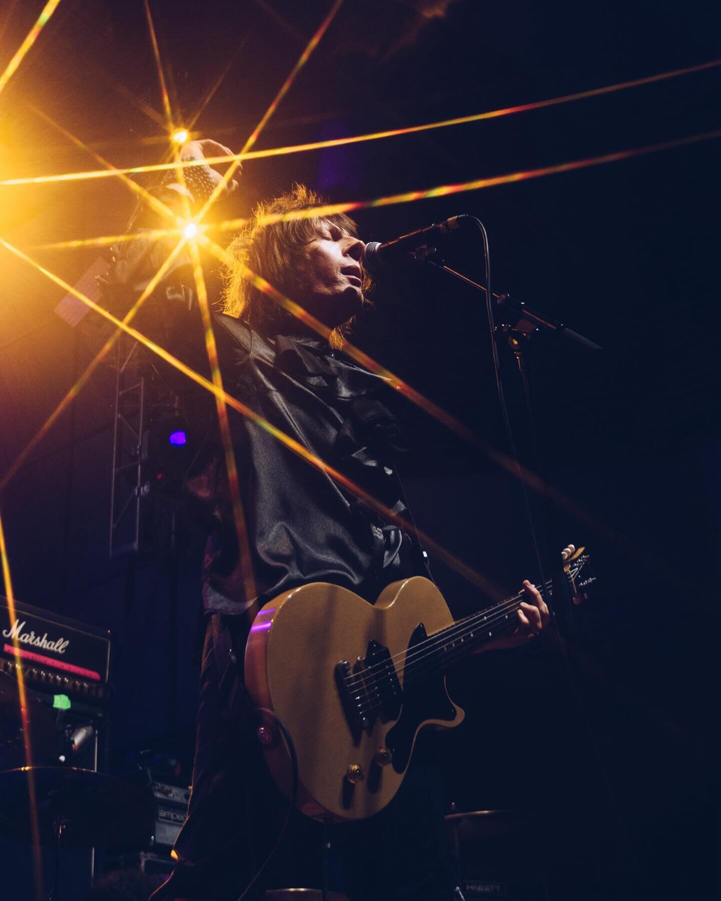 DAS DAMEN &bull; shot at @auramaine &bull; 26JAN24
.
.
.
.
#dasdamen #jimmywalls #auramaine #indierockmaine #concertphotography #livephotography #concertphotographer