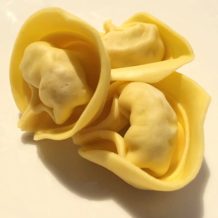 Tortelloni — Mama Mucci's Pasta