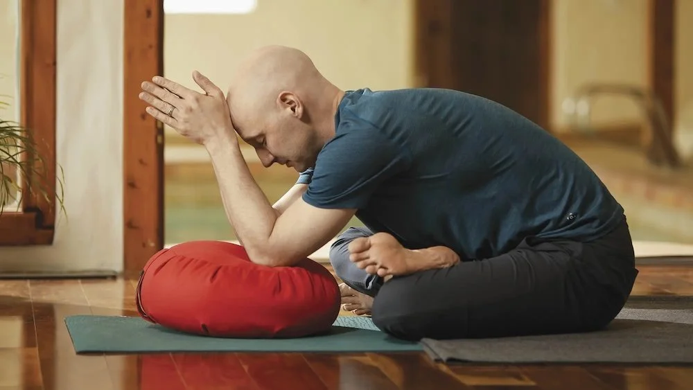 Why Hypermobile People Can Still Feel Tight