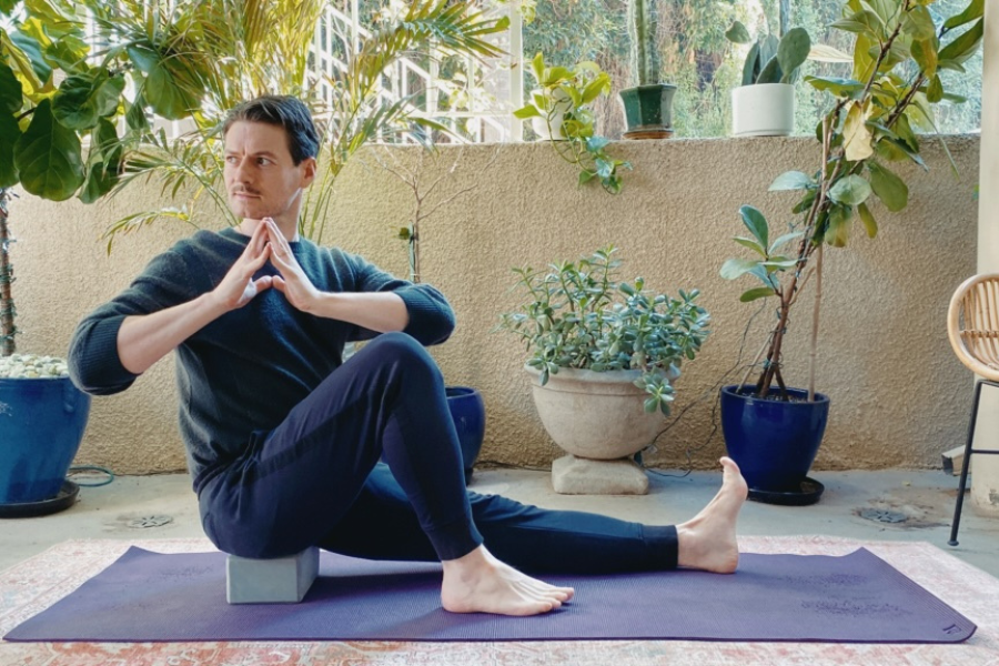 Six Things Yoga Teachers Need to Understand About Osteoporosis