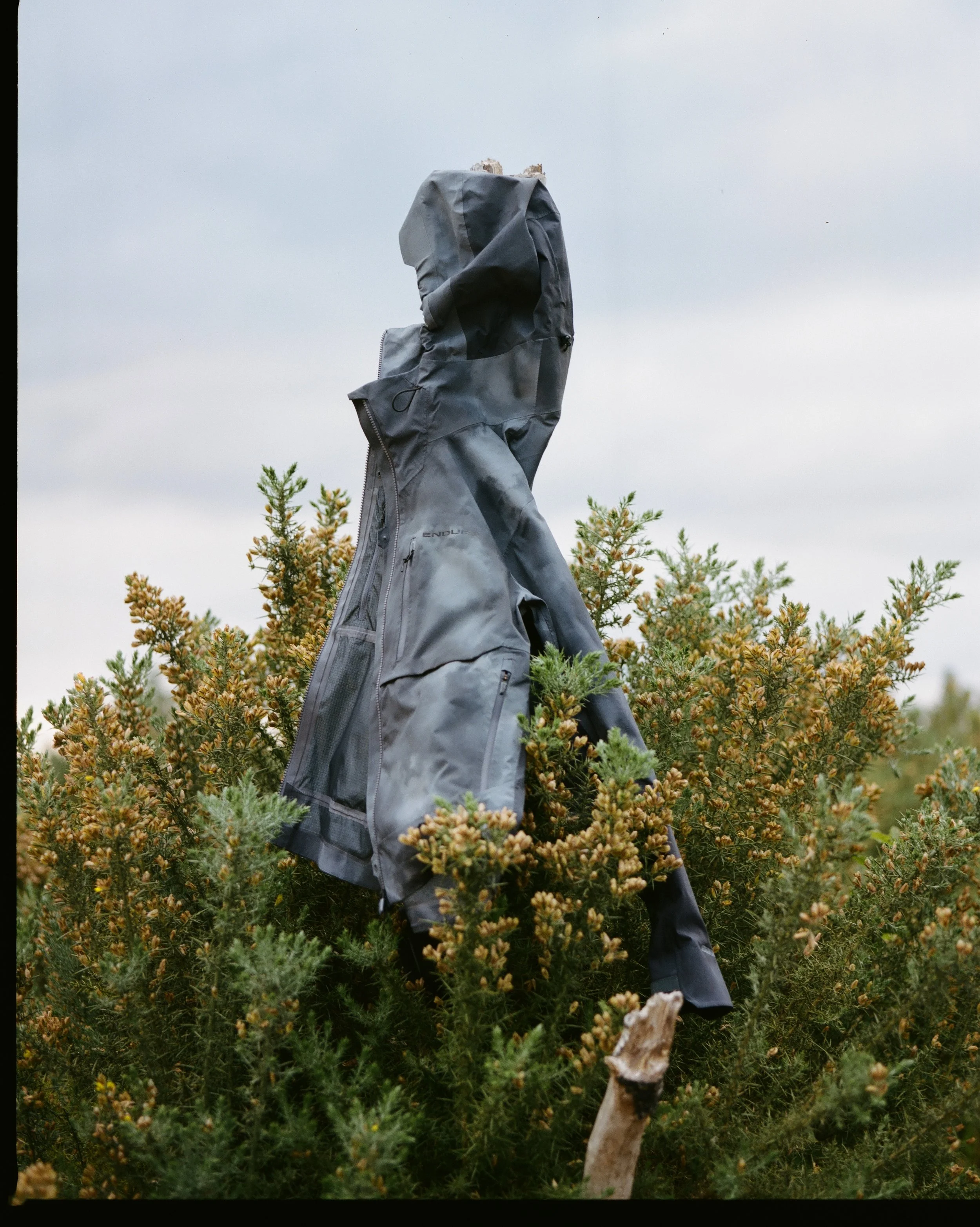 ENDURA_SS25_MEDIUM_FORMAT_250523000000050007 1.jpg