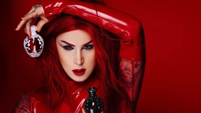 KVD pic.jpg