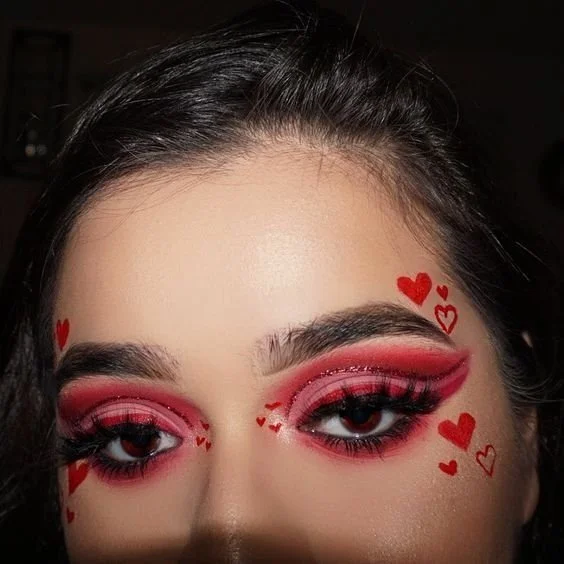 5 Makeup Looks For Valentine's Day