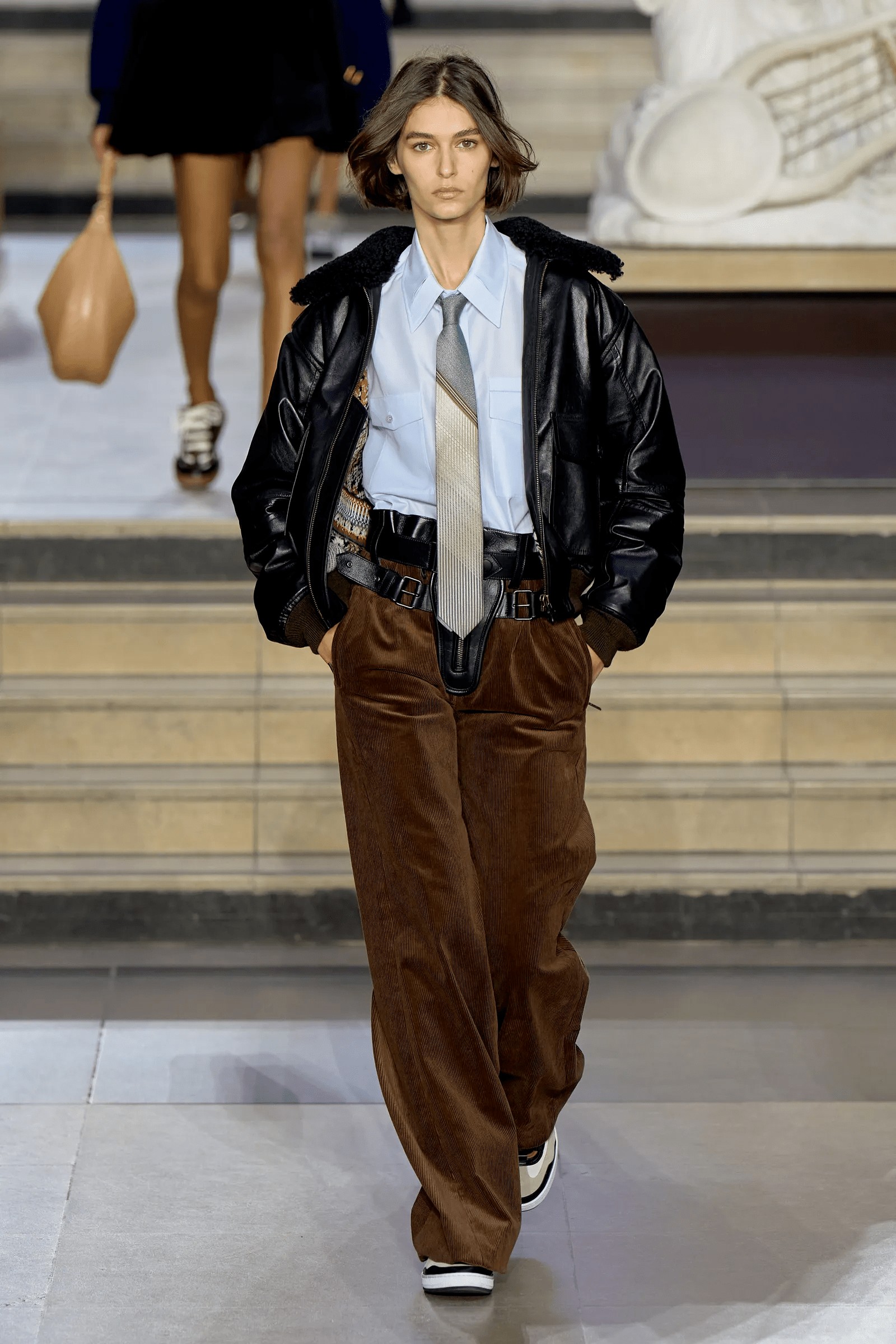 00019-louis-vuitton-fall-2022-ready-to-wear-paris-credit-filippo-fior-gorunway.png