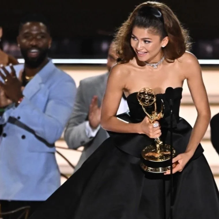 Emmy’s 2022: Best Hair &amp; Make-up Looks