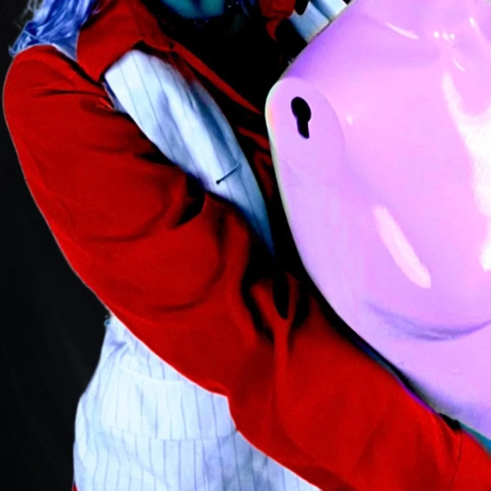 Photo Series: Off With Your Head