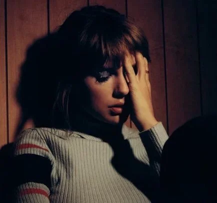 The Perfect Taylor Swift Playlist: From Autumn to Winter to New Year's Day