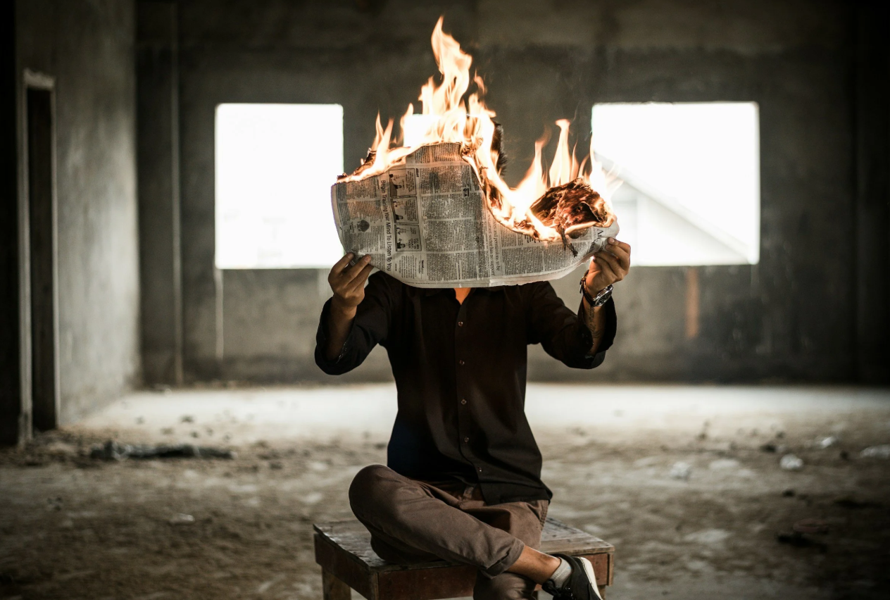 Wait, You Are Really Still Reading The News? How Vintage