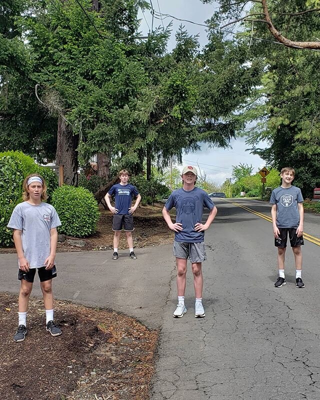 Some all stars here. DWU, activation,  strength and conditioning circuits, and hill sprints.  All in a days work💪 #titanarmy #laxbro #lacrosse #socialdistancing #speed #strength #conditioning #sportperformance #strengthandconditioning #power