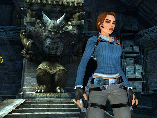 Lara and statue.jpg