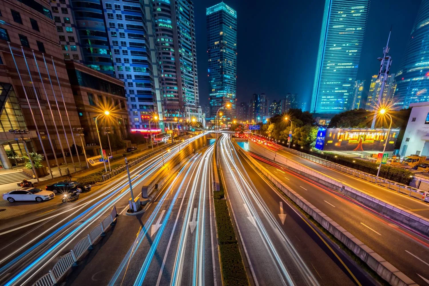 Driverless Cars - When Will the Rubber Really Hit the Road?.jpg