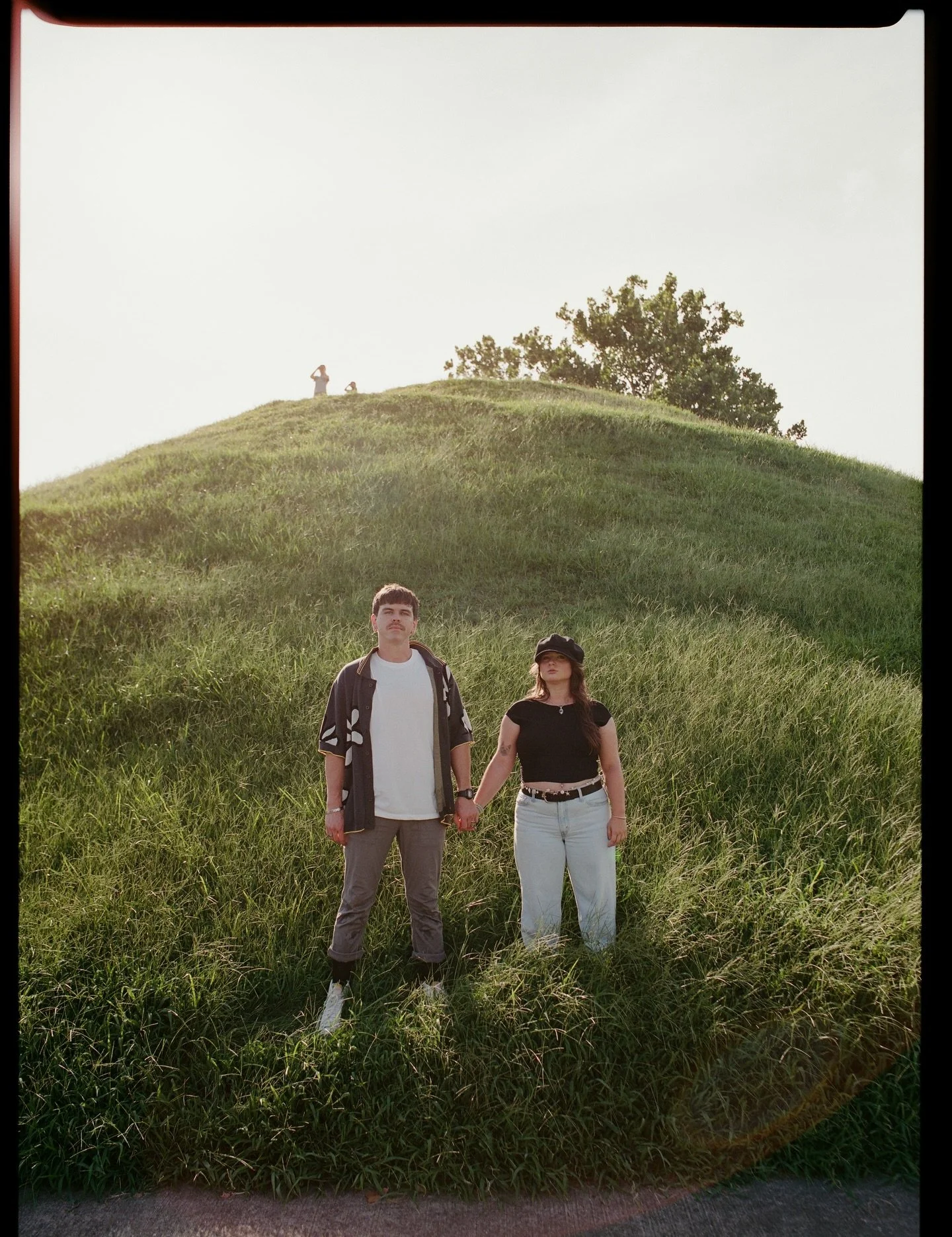 Back to warm days, green grass, and blue skies. 

&bull; medium format 120 film 

dakotaburnsphotography.com

📍Charleston, WV