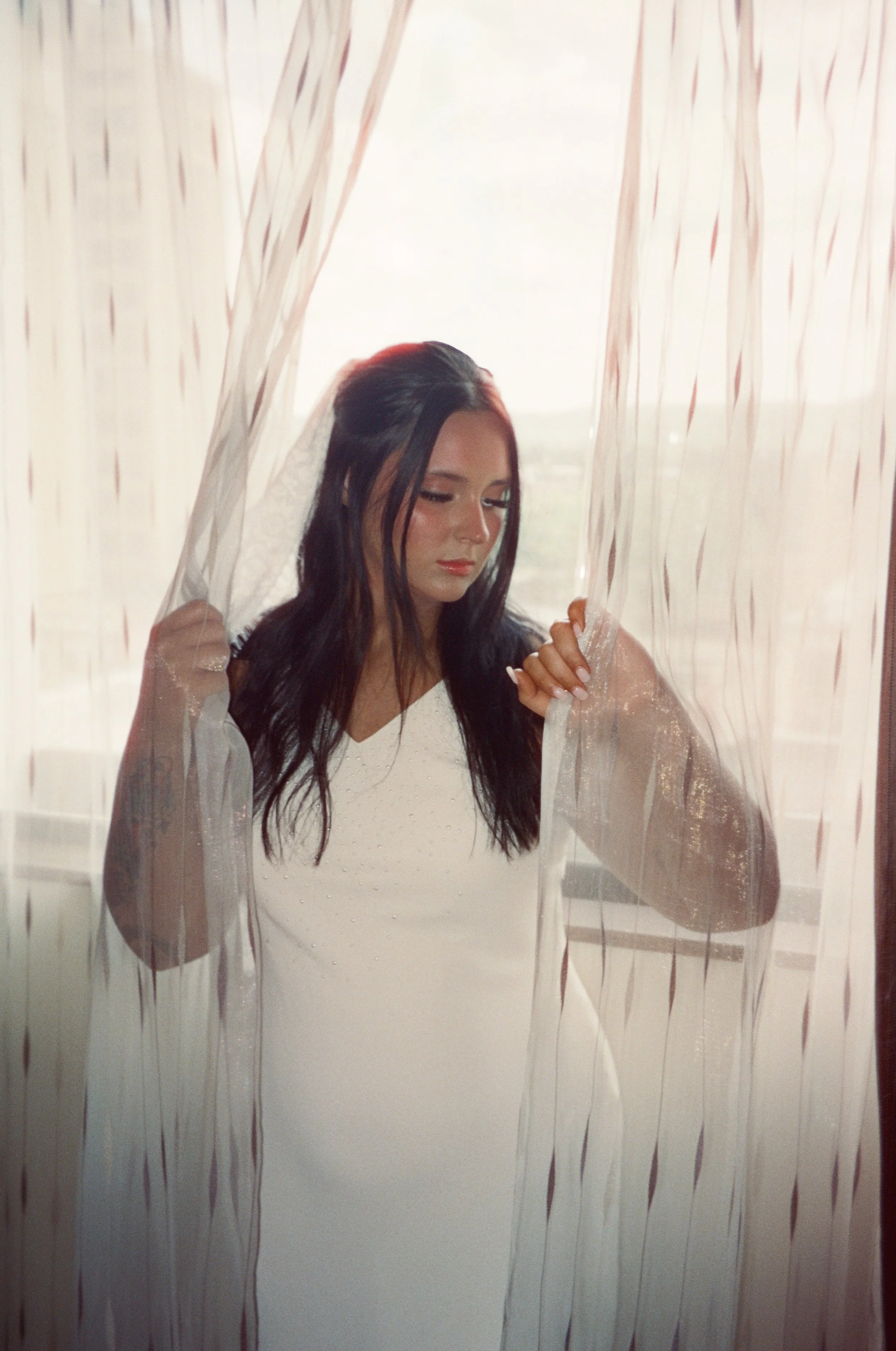 film forward wedding photographer edgy chic 120 film 35mm editorial fashion dakota burns photography dakotaburnsphotography couples wv West Virginia destination NYC LAX california worldwide vogue NYMM new york marriage magazine elopements unconventio