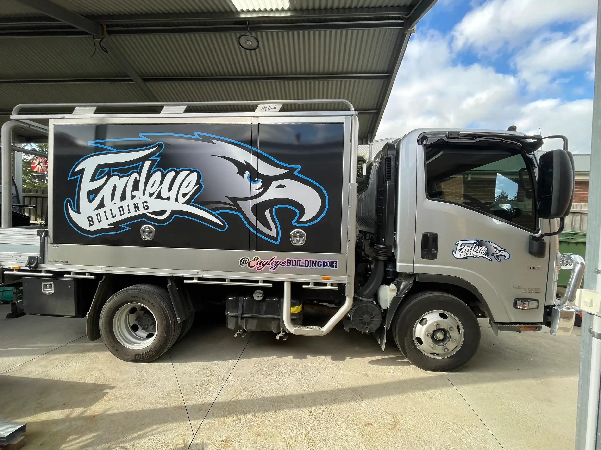 Eagleye-Building-Truck-Signage-Toolbox-Doors.webp