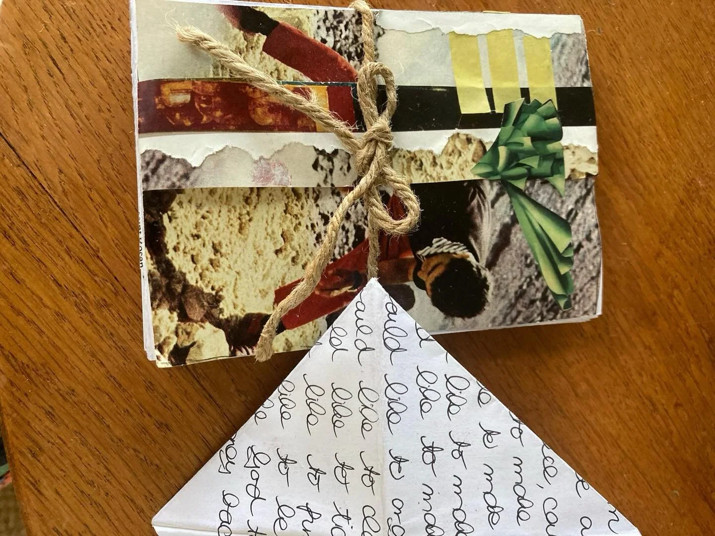 @kim.shields_ &lsquo;s 2026 revised and grounded intentions from the January Monday Meditation sessions. Thank you for sharing! 

The next live online drawing meditation will@be on Monday 2nd February. 

#drawingmeditation #onlineartclass #guidedmedi