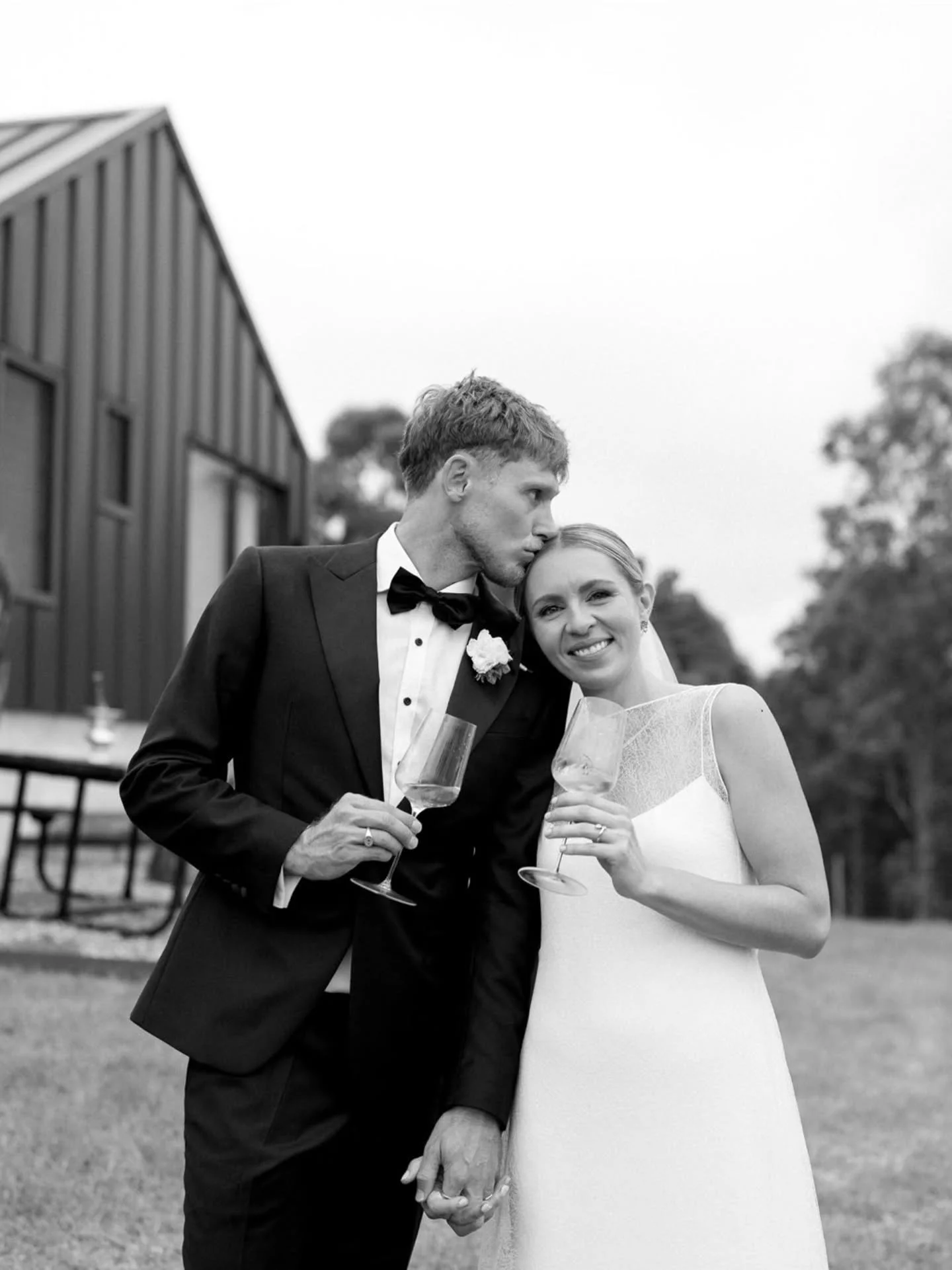 Cass &amp; Sam, surrounded by 20 of their favourite humans in Kangaroo Valley.

Great wine.
Incredible food.
So much laughter.

~
elizajadephotography.com