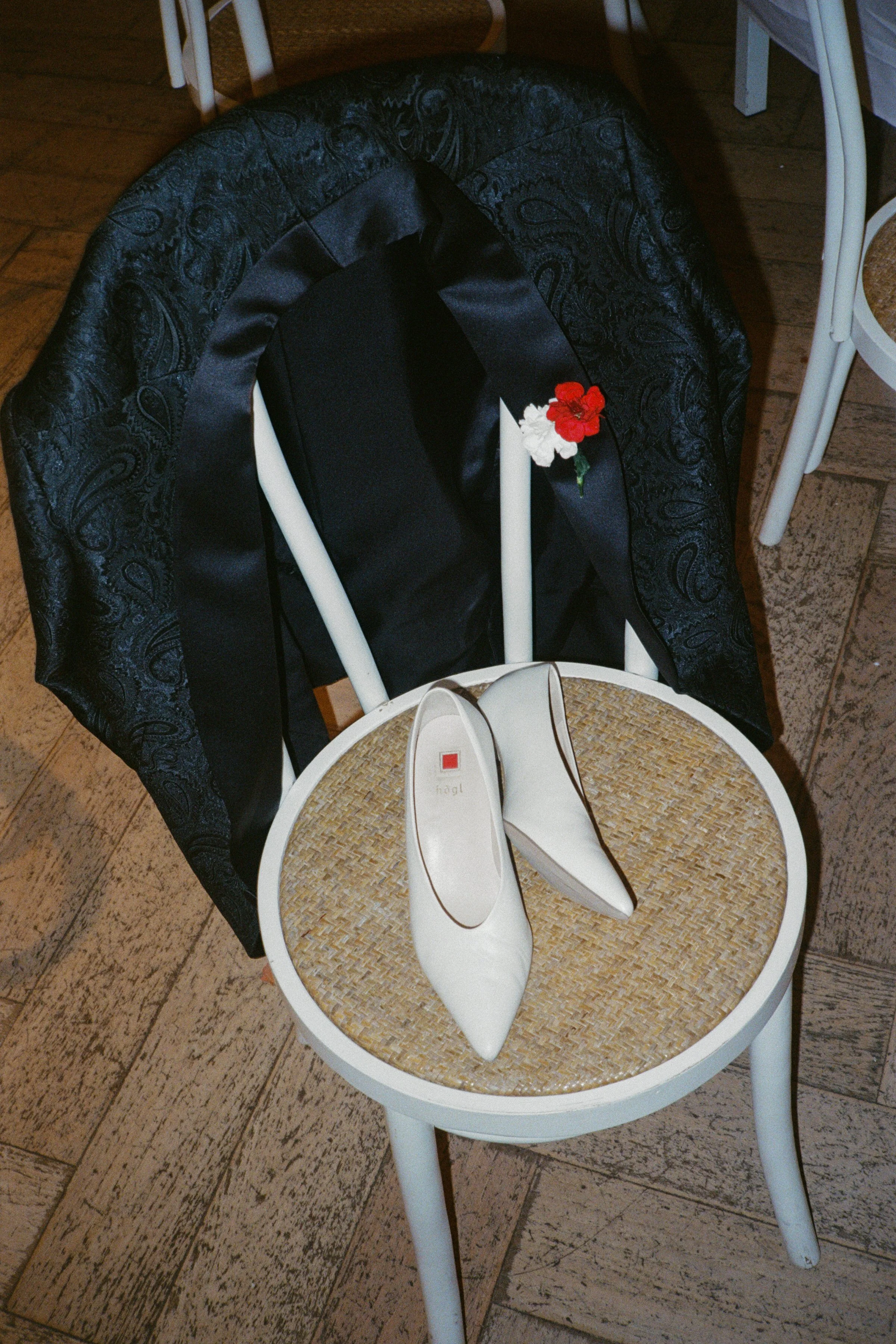 ElizaJadePhotography_SouthCoast_TheCove_Wedding_Film_Sophie&Luke-249.jpg