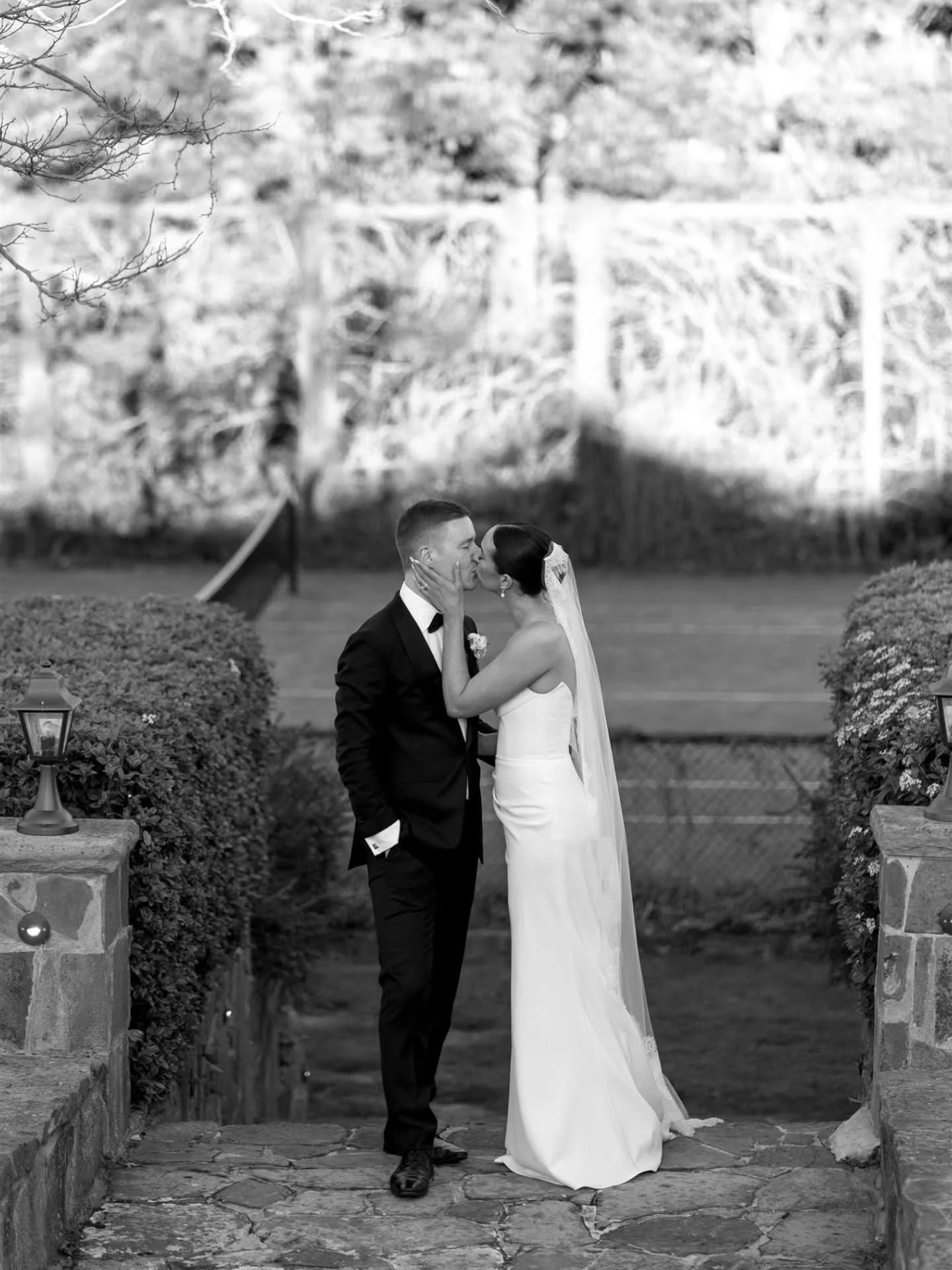 Still reminiscing on this beautiful wedding and finding more favourites. So here's a few of Em &amp; James in black and white 🖤🤍

Photography &mdash; @elizajade
Bride &mdash; @emenicole
Groom &mdash; @jmurrayprior
Venue &mdash; @waldarafarm
Celebra