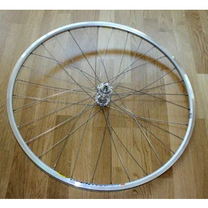 Front wheel build lacing complete.