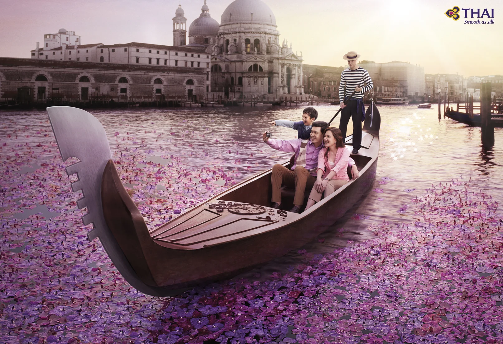 TG Gondola Boat Client (Advertiser): Thai Airways International PLC Agency: Lowe Limited Retoucher: Illusion, Bangkok