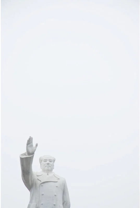To erase a country's past / 2009