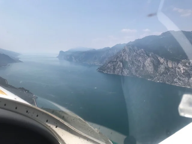 Über dem Gardasee
