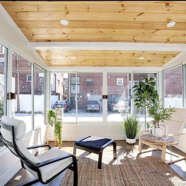 It is a nice day to go outside for some fresh air!! Swipe to see this enclosed sunroom transformation!!! @creativereflectionsdesign @thinkspeakcreate @amelialknox @hamza___w @vayoni_1