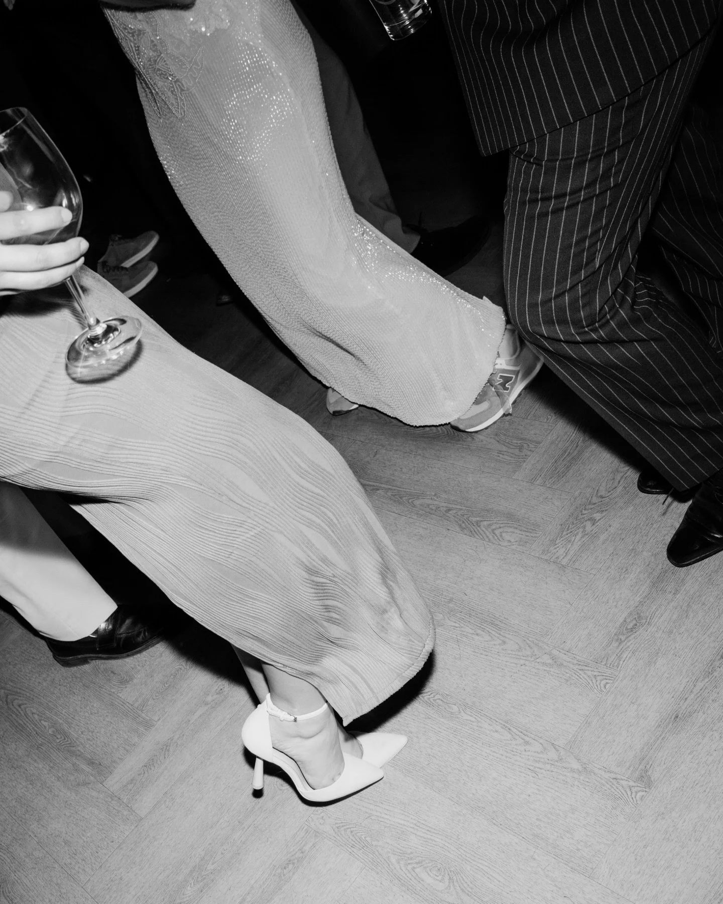 Gas erop.. de dansvloer roept! 🪩✨

𝚝𝚛𝚘𝚞𝚠𝚏𝚎𝚎𝚜𝚝 𝚠𝚎𝚍𝚍𝚒𝚗𝚐𝚙𝚊𝚛𝚝𝚢 𝚝𝚛𝚘𝚞𝚠𝚏𝚘𝚝𝚘𝚐𝚛𝚊𝚊𝚏 𝚋𝚛𝚞𝚒𝚍𝚜𝚏𝚘𝚝𝚘𝚐𝚛𝚊𝚏𝚒𝚎 𝚙𝚊𝚛𝚝𝚢𝚏𝚘𝚝𝚘𝚐𝚛𝚊𝚊𝚏