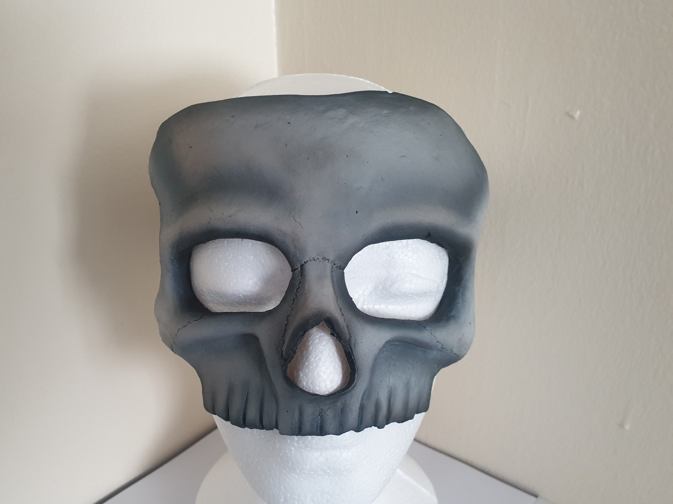 Skull Latex Mask - Silver