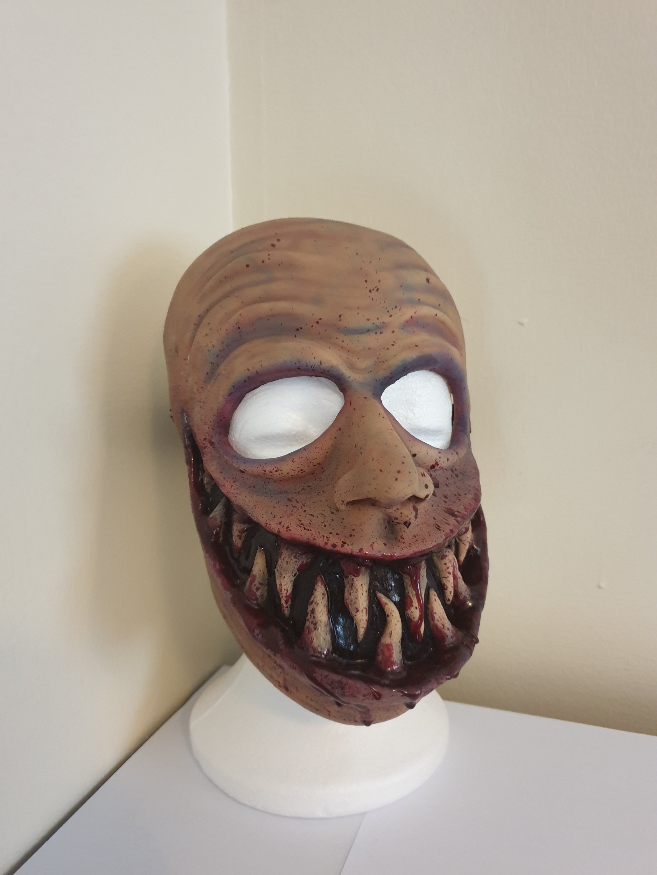 Creep Latex Mask