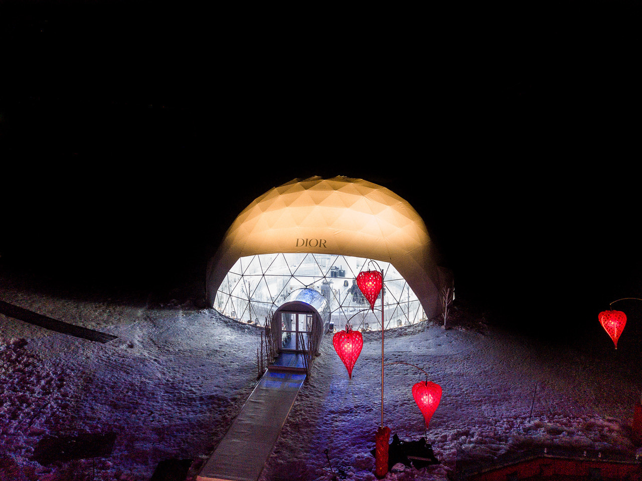 dior_courchevel_scenography_outdoor_designers_agence_christophe_gautrand_landscape_11.jpeg