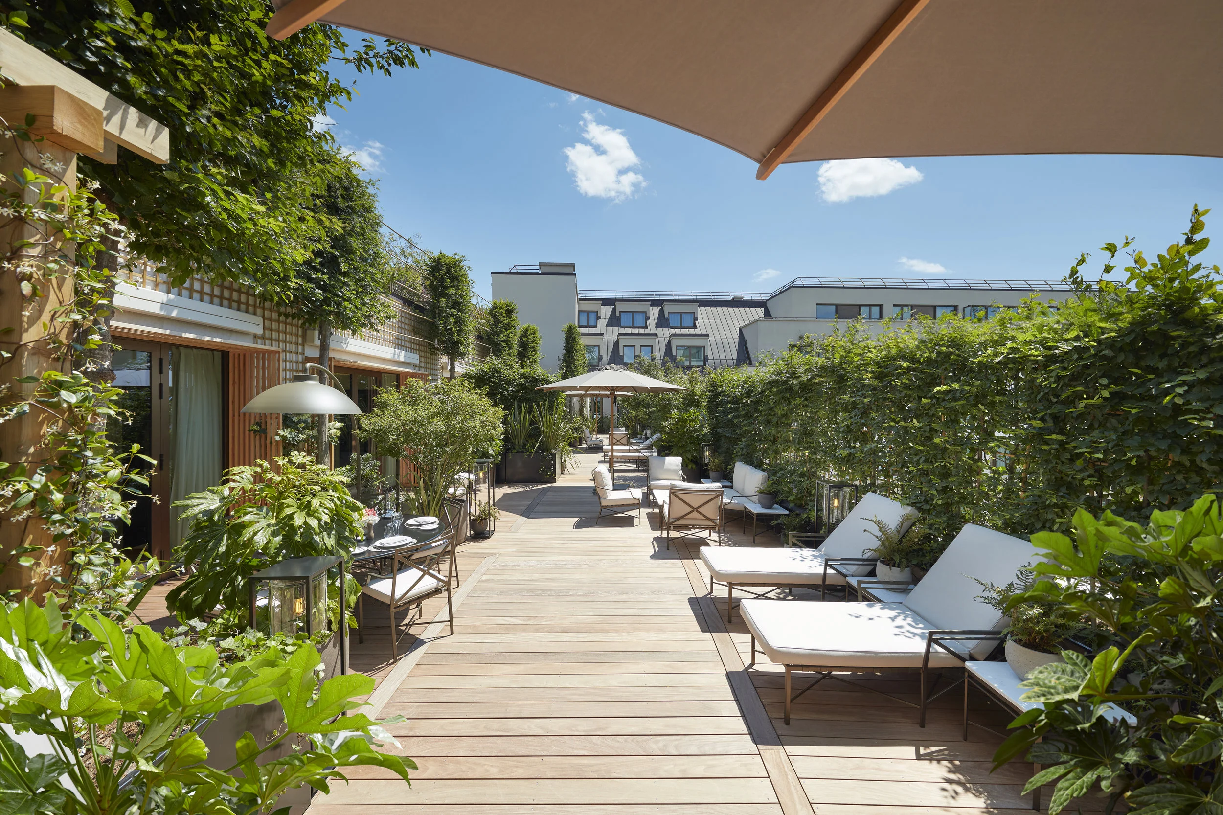 hôtel_mandarin_oriental_paris_terrasses_jardins_christophe_gautrand_paysagiste_1.jpg