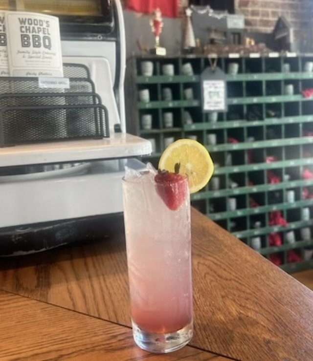 &ldquo;MOM&rsquo;S BUSY!&rdquo; rum, vodka, gin, aloe liqueur, sour mix, cranberry

For all those times you called out to her and she came running, it&rsquo;s only fair that sometimes the response is &ldquo;Mom&rsquo;s busy!&rdquo; Treat Mom today, o