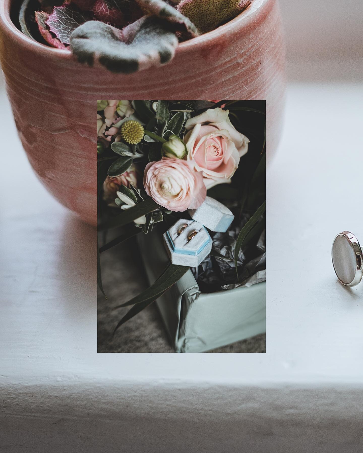 ❁ Details PART III ❁

Every little aspect of their wedding has been carefully planned. You can simply feel the love that was put into all this hard work. The best outfits, best cake, best rings and best atmosphere...🤍

Details from Fleur &amp; Leila