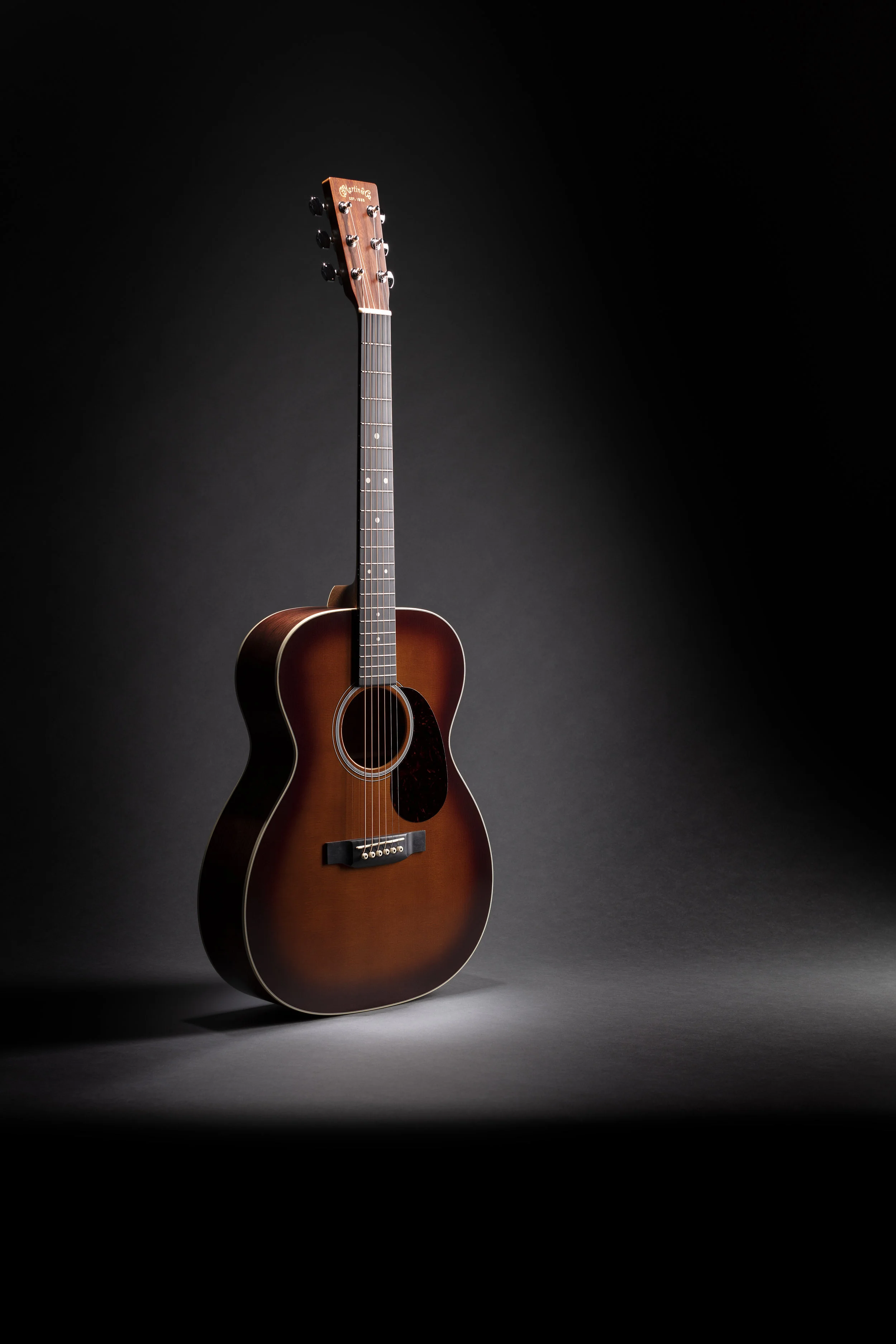 000E Black Walnut Ambertone-GLAM.jpg